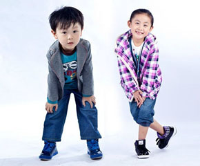 ż�w��ͯ�����ʾ�����������׃�����(y��ng)ע��һ���c