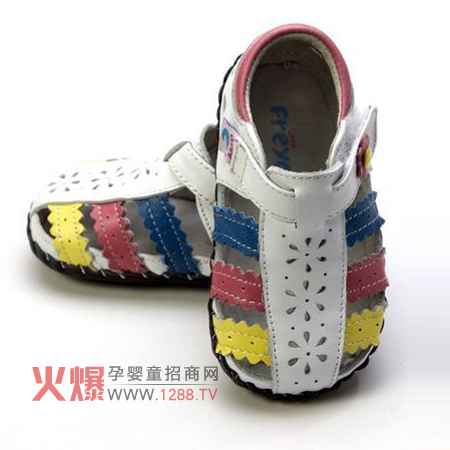 ܽ��ɰ�ɫ�냺ƤЬ�錚���옷(l��)���L(zh��ng)