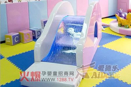 �۵�ˮ������׌���ӂ�����ˣ�бM�혷Ȥ