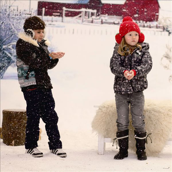 吉象貝兒男童時尚羽絨