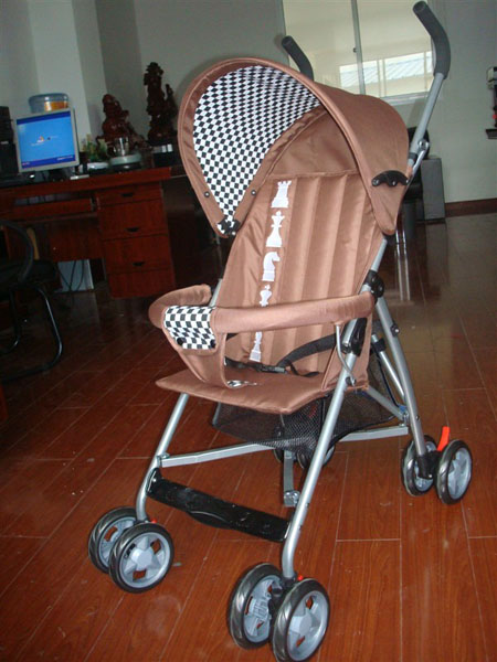 凱貝兒咖啡色實用型舒適嬰兒車