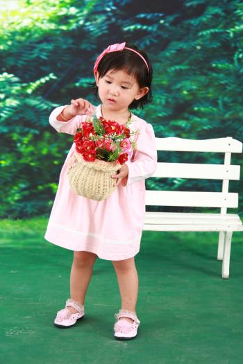 �Ͽ���Ůͯ�L(zh��ng)���B��ȹ