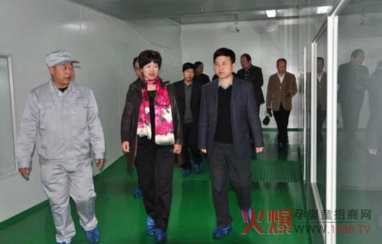 �w�Q�P(gu��n)ɽ��(qi��ng)��(qi��ng)(li��n)�� ���u�����L(zh��ng)����֧��