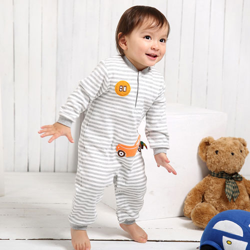 棉果果長(zhǎng)袖半開領(lǐng)哈衣