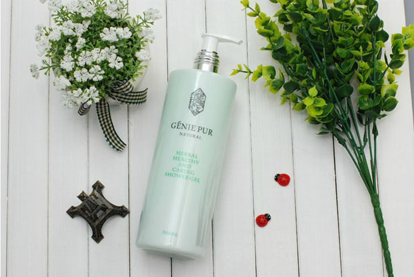 寶姬妮草本健康呵護沐浴露