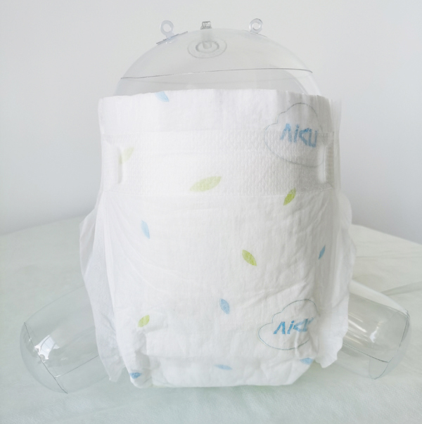 至愛寶貝嬰兒紙尿褲實(shí)物圖3.jpg