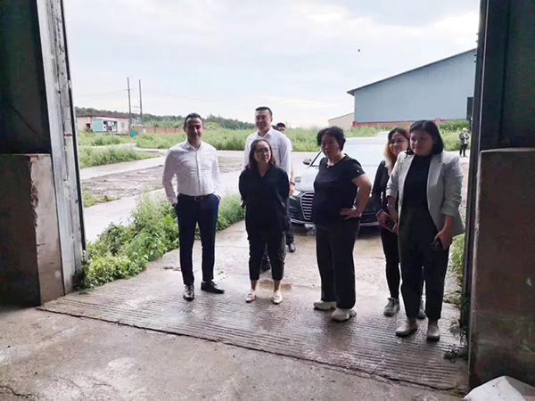 菲律賓客商到我司進(jìn)行參觀考察4.jpg 菲律賓客商到我司進(jìn)行參觀考察4.jpg