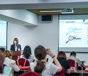  �۾SI(y��ng)�B(y��ng)Ʒ��(hu��)�h�DƬ16