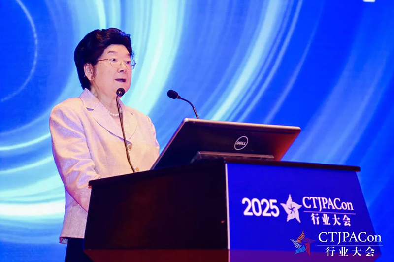 第十五屆中國兒童產(chǎn)業(yè)發(fā)展大會(huì)暨中國品牌授權(quán)年會(huì)召開03.jpg 第十五屆中國兒童產(chǎn)業(yè)發(fā)展大會(huì)暨中國品牌授權(quán)年會(huì)召開03.jpg