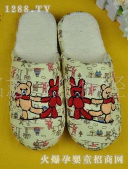 �Sɫ�ЋD�Ҿ���Ь