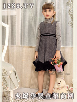 С���޻�ɫ�ڵ�߅ȹ��