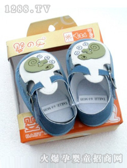 ��֮���{ɫ�냺Ь