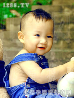 ���쌚���{ɫ���b��