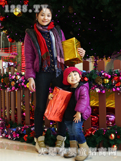 ��������ɫ�H����q��