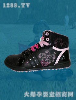 ���ٺ�ɫ�r��ŮͯЬ