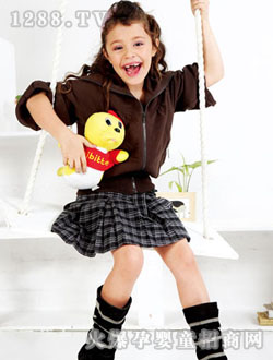 �����ȵ�Ůͯ��ɫ��ȹ