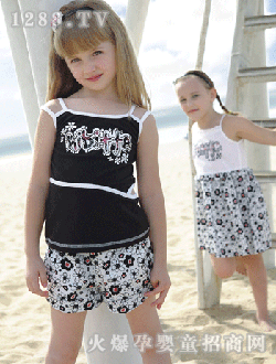 �����ȵٕr(sh��)��Ůͯ���b