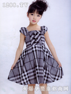 �{(l��n)ɫ���`�B��ȹ