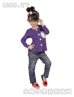 ؐ�٠���ɫŮͯ�b