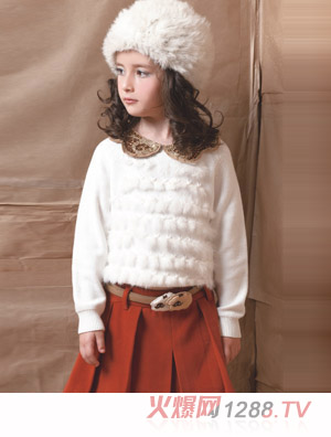 �r(sh��)��С�~(y��)Ůͯ�b��ɫ