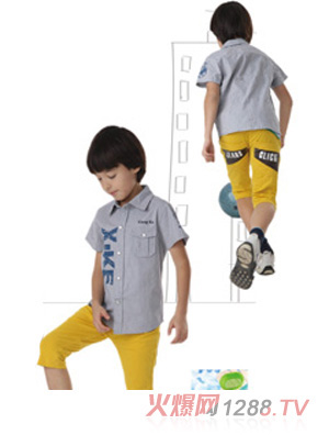 ����ļ�����ɫ����