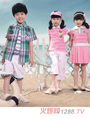 ��˹���\��ϵ�����b��ɫ