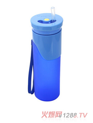 馬卡龍奶嘴硅膠內(nèi)膽折疊水杯 藍色 吸嘴蓋 500ml