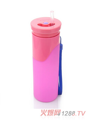 馬卡龍奶嘴硅膠內(nèi)膽折疊水杯 深粉 吸嘴蓋 500ml